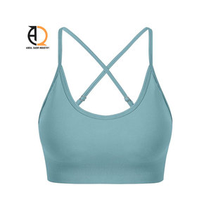 Soutien-gorge de sport pour femme avec coussinets, idéal pour la gym, le fitness et le yoga - Product Image 1