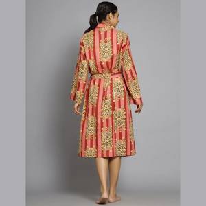 Bata de Casa de Algodón con Estampado Floral Indio, Hecha a Mano, Tipo Camisón - Product Image 2