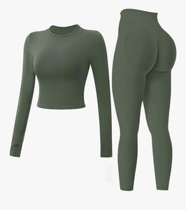 NOUVEAU Haut court de sport pour femme avec logo frontal, manches courtes, léger, séchage rapide, coupe ajustée, en Spandex/Polyester, extensible - Product Image 2
