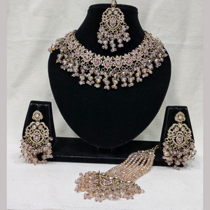 Ensemble collier et boucles d'oreilles en perles de cristal autrichien plaqué or JeweleMarket, avec Maang Tikka |   Bijoux de mariée indiens élégants pour - Product Image 2
