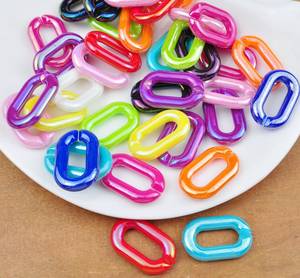 Chaîne murale décorative en résine, maillons larges, style moderne, mélange de couleurs, faite à la main, punk, creuse, grosse et longue, pour la décoration intérieure - Product Image 1