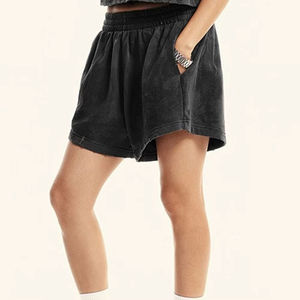 Shorts personnalisés pour femmes, en molleton de qualité supérieure, coupe classique, grammage lourd, en coton éponge délavé à l'acide, style Bermuda - Product Image 4