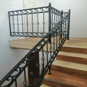 Barandilla Artística de Hierro Forjado para Escaleras: Estética de Lujo Excepcional y Máxima Seguridad para Decoración Arquitectónica Moderna del Hogar - Product Image 2