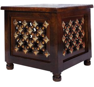 Mesa Auxiliar de Madera Hecha a Mano con Diseño de Rejilla, Patrón Floral Decorativo, Taburete de Madera con Espacio de Almacenamiento - Product Image 2