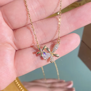 Collier de fleurs pour femmes en acier inoxydable 304 plaqué or d'une épaisseur de 0,03 µm avec incrustation de zircon sur chaîne en câble - Product Image 6