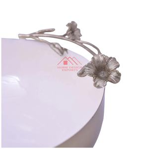 Dernier modèle Bol de service moderne avec manche en forme de feuille pour vaisselle et ustensiles de cuisine Bol de service à riz et à soupe en métal grossiste - Product Image 3