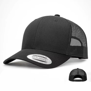 Casquette Trucker Homme Personnalisée en Gros, Modèle Classique à 6 Panneaux, Visière Courbée Premium, Fermeture Snapback avec Patch en Cuir - Product Image 1