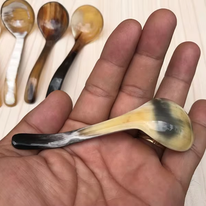 Cuillères à salade en corne de buffle polies miroir, faites à la main, écologiques, de qualité supérieure, à long manche, pour les fêtes et la maison - Product Image 4