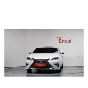 Lujoso Lexus ES 350 Sedán 2018, 140,605 km, Emisión Euro V, Asientos de Cuero, Cámara Trasera - Product Image 3
