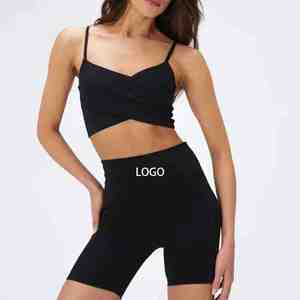 Ensemble de yoga : débardeur et short évasé, motif uni, contrôle du ventre, extensible, pour la gym et le fitness, avec pantalon de yoga à taille repliable - Product Image 1