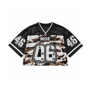 Maillot de football américain personnalisé Y2K tendance, en maille athlétique respirante, coupe carrée courte, motif camouflage par sublimation, haut oversize - Product Image 3