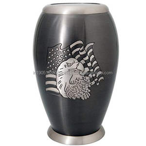 Urna Funeraria de Latón Estilo Americano con Grabado de Águila Personalizado, para Cenizas Humanas Adultas, Venta al Por Mayor - Product Image 4