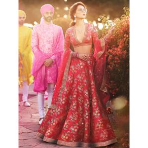 Ropa de boda de color rojo hipnótico satén bordado Lehenga Choli - Product Image 1