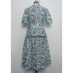 Robe midi florale Kangura pour femme, 100 % coton écologique, style Kangura, col en V, manches courtes, boutons décoratifs, lavable. - Product Image 6