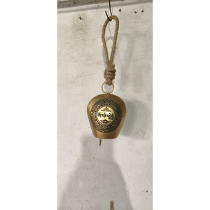 Campanas de armonía colgantes de metal dorado antiguo hechas a mano, adornos navideños estilo shabby chic para decoración de puertas, paredes y balcones, suministros OEM. - Product Image 5