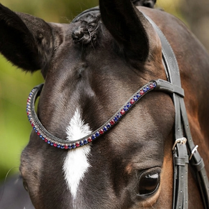 Diadema para caballo de cuero genuino con cristales de vidrio rojos y azules personalizados, con diamantes brillantes, para brida inglesa. - Product Image 6