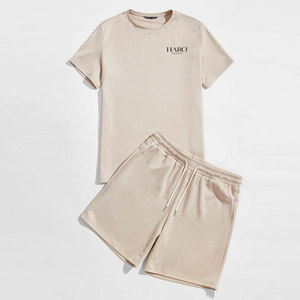 Conjunto de Camiseta y Pantalones Cortos de Alta Calidad, Ropa Casual Urbana, Tela Suave y Cómoda para Uso Diario y Viajes - Product Image 1