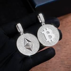 Pendentif Iced Out en Argent Plaqué Rhodium avec Diamant Rond, Bijou de Luxe Unisexe - Product Image 1
