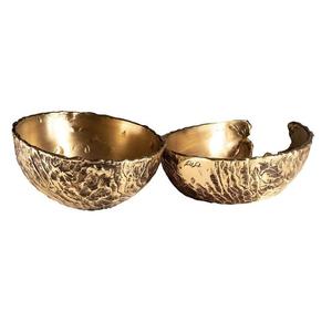 Vaisselle de service artisanale au design rustique, plats et bols pour la présentation des aliments, décoration intérieure, matériau solide - Product Image 1