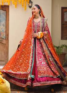 Ensemble Anarkali Lehenga en Soie Brodé Style Banarasi, Tenue de Mariage Indienne avec Dupatta pour la Mariée, Infroissable et Séchage Rapide - Product Image 2