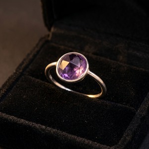 Bague en améthyste naturelle faite à la main en argent sterling 925, bague délicate à facettes avec pierre précieuse, bijoux minimalistes élégants pour femmes, cadeau pour elle - Product Image 6