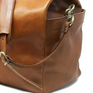 Sac de voyage en cuir de qualité supérieure à finition douce avec doublure en polyester, grande capacité et design léger pour les voyages d'affaires - Product Image 6