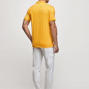 Servicio profesional que garantiza que la camiseta polo personalizada para hombre, hecha de poliéster 100%, de un exportador mayorista, cumpla con los estándares globales. - Product Image 3