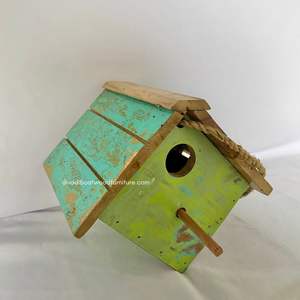 Nichoir pour oiseaux en bois recyclé, fait main, durable, en forme de bateau, couleur bois vieilli, cage à oiseaux originale, pour petits oiseaux d'extérieur - Product Image 4