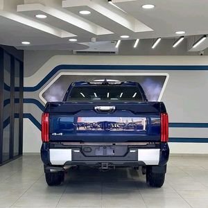 Toyota Tundra Limited 4x4 TRD d'occasion 2024 - Product Image 3