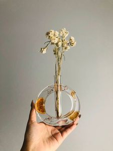 Best Quality Resin Flower Vase Handmade Decorative Accessory For Dining <b>Table</b> And Living Room Styling Ideas - Product Image 1