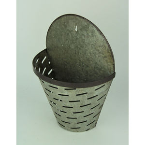 Maceta de pared de metal galvanizado estilo granja, colgante, para interior, para decoración del hogar y jardín. - Product Image 1