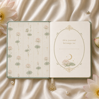 Carnet LABON de luxe Serene Oriental Lotus Moon Journal, en cuir végétalien vert sauge, avec estampage à chaud doré, format A5, ligné, idéal pour un cadeau