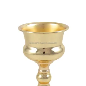 Vase à fleurs en métal fait main au design moderne pour l'aménagement intérieur résidentiel de créateurs, design classique, finition galvanisée - Product Image 2