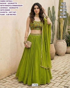 Vrinda Lehenga Modesto sin Mangas, con Bordado Floral, Largo hasta el Suelo, Corte Ajustado y Evase, Cintura Natural, de Georgette Bhandhani - Product Image 3