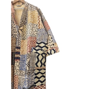 Bata Kimono Acolchada Kantha Hecha a Mano, Estilo Bohemio Único, Cintura Elástica, Diseño de Retazos de Cachemira, Larga y Acogedora - Product Image 3