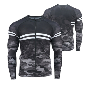 Rashguard pour homme respirant et confortable, personnalisable, à prix avantageux, en promotion, style tendance, vêtement de sport actif - Product Image 4