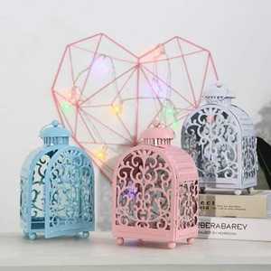 Lanterne en métal artistique, éclairage décoratif extérieur, rehaussant le design extérieur créatif avec un style élégant - Product Image 1