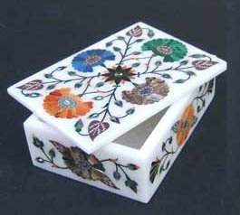 Boîtes à bijoux en marbre blanc rectangulaires, nouveau design exclusif, avec incrustation de fleurs en nacre bleue, pour cadeaux d'affaires. - Product Image 3