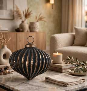 Adorno de Globo de Vidrio Pintado a Mano, de Lujo, Duradero, en Negro y Dorado, con Diseño Tradicional para Decoración de Árboles de Navidad - Product Image 1
