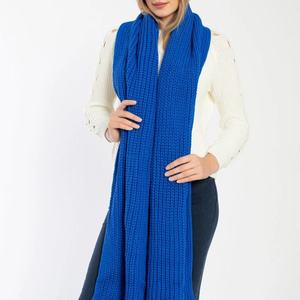 Écharpe tricotée robuste unisexe pour l'extérieur - Anti-statique pour l'hiver - Écharpe de performance en tricot doux personnalisable - Product Image 4