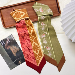 Foulard en Soie Satinée Motifs Floraux Printemps 2026 pour Femme, Ruban de Luxe pour Anse de Sac, Foulards Fins en Soie pour Cheveux, Bandeau d'Été pour Femme - Product Image 3