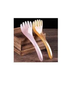 Peigne de massage en résine de qualité supérieure pour des soins capillaires sains et une thérapie relaxante du cuir chevelu - Product Image 4