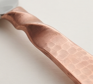 Ensemble de couverts minimalistes avec poignées en or rose et ustensiles en acier inoxydable poli miroir pour mariage ou usage domestique - Product Image 3