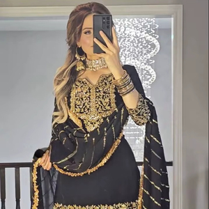 Robe Salwar ethnique indienne et pakistanaise de designer, nouvelle collection, à la mode, avec dupatta, broderie lourde, pour soirée, en faux soie - Product Image 1