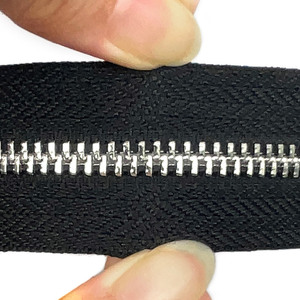 New Arrival Eco-Friendly Aluminum Alloy Continuous Long Chain Metal <b>Zipper</b> 5# Y Teeth High Quality for Handbag - Product Image 3