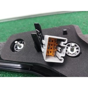 Luz Trasera Derecha Usada para Discovery5 3.0 TD6 HSE 2018, OEM HY3213404CF - Product Image 3