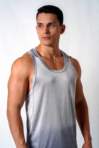 Camiseta sin mangas informal para hombre, para gimnasio, entrenamiento, culturismo y fitness. - Product Image 4