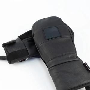 Mitaines de ski thermiques pour hommes et femmes, avec sangle de poignet en cuir, haute qualité, écologiques, respirantes, pour sports de plein air, Pakistan - Product Image 5