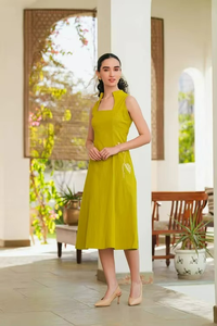 Robe en tissu extensible en coton écologique pour femmes, pour les collections printemps-été, texture fluide et douce, motif uni, approvisionnement mondial - Product Image 4