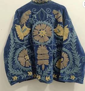 Blazer Azul Terciopelo con Cuello Alto, Bordado Floral a Mano, Manga Larga, Chaqueta para Mujer, Estilo Otoñal, Abrigo Suzani al por Mayor - Product Image 4